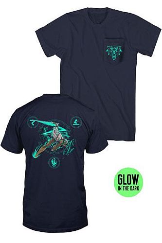 The Witcher - Premium Pocket T-Shirt Lion Of Cintra GITD - Size: X Large (XL)